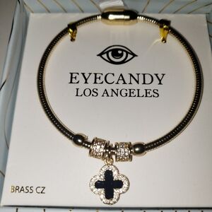 Gold and Black & Mother Of Pearl Lucky Clover Reversible Bracelet